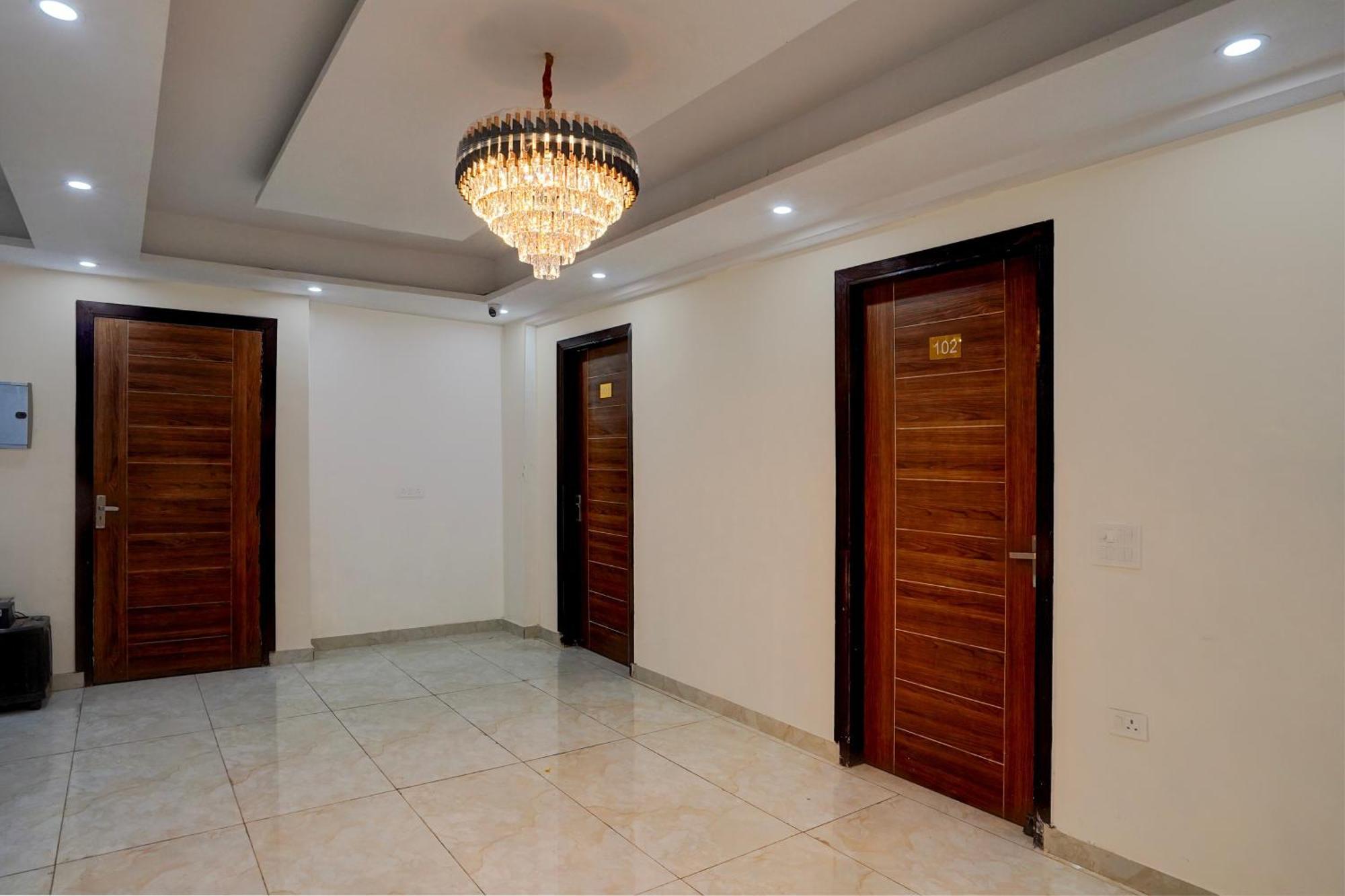 Hotel O R.N Residency Hotel Ghaziabad Exterior foto
